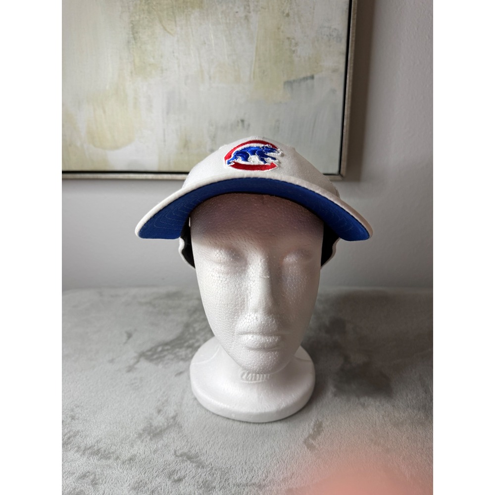 New Era Hat Mens Small/Medium White Chicago Cubs 39THIRTY Mesh Back Cap